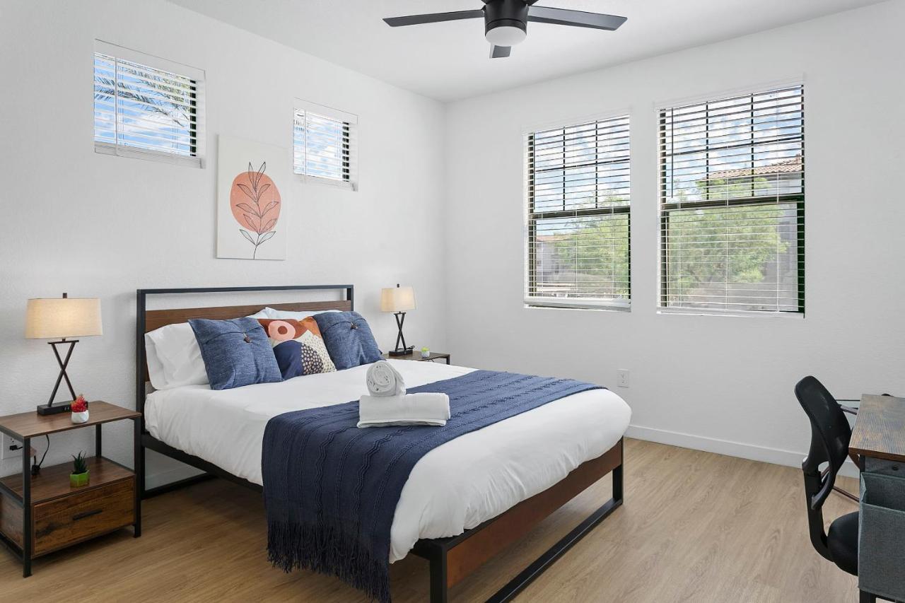 Cozysuites By The Stadium With Pool 03